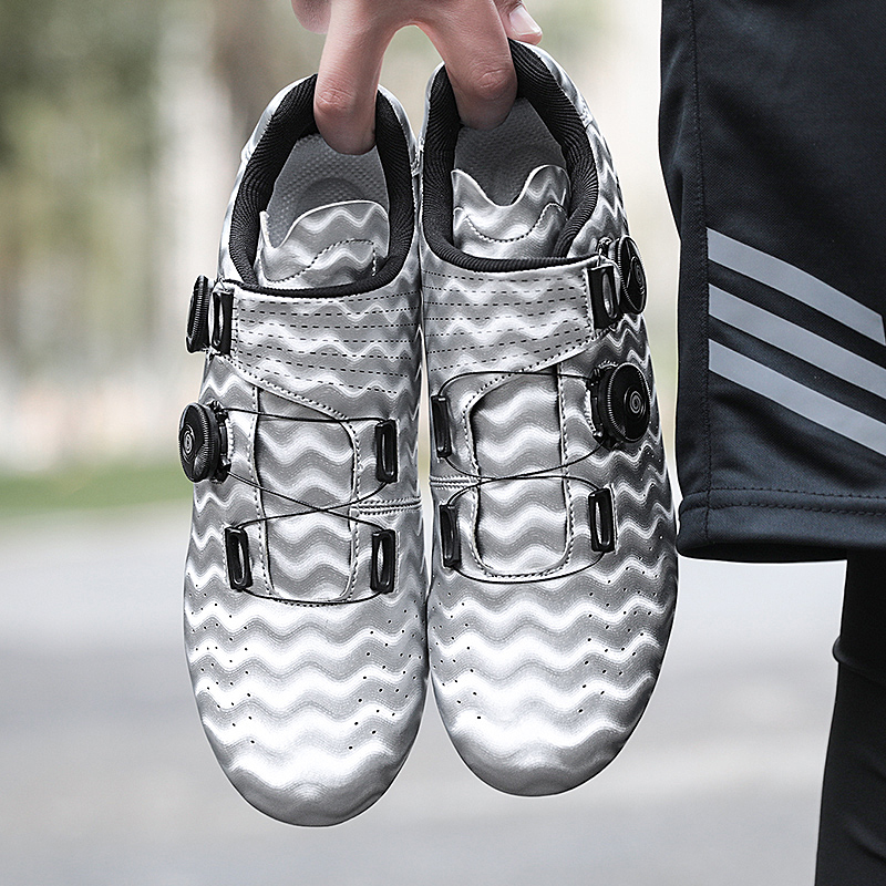 مناسب لسباقات الطرق والتنقل ال - مراجعة Cycling Shoes For Commute وسعره